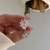 Anel Aberto Redondo de Resina Banhado a Ouro Real 18K, Toque de Luxo Leve e Sofisticado, Anel para Dedo Indicador, Anel Simples, Moderno e Versátil