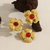 Conjunto de Anillo y Pendientes Versátil con Diseño Exagerado de Pétalos Europeo y Americano, Joyería de Moda y de Alta Gama en Oro de 18 Quilates que No se Desvanece para Mujeres