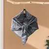 Nuevo pañuelo triangular estampado de cachemira, una elegante prenda exterior para mujer, perfecto para el invierno, que proporciona protección para el cuello y calidez, un pañuelo triangular tejido grueso y acogedor