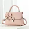 Bolso pequeño cuadrado de moda clásica de alta gama, versátil, con tapa abatible, bloques de color, bolso cruzado elegante y de lujo ligero para ir al trabajo