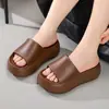Chinelos com aumento de 6,0 cm de altura, moda verão feminina, novo estilo 2024, antiderrapantes, sandálias grossas de sola EVA para uso externo