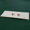 Pendientes de botón de cerámica populares estilo coreano para mujer, combinación fresca y versátil, pendientes pequeños para la semana, joyería, fuente de puesto callejero, nuevos