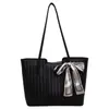 Bolso Tote de Gama Alta para Viajes Diario Bolso de Mujer 2026 Nuevo Popular Bolso de Hombro Individual Tejido Bolso de Mano de Gran Capacidad para Debajo del Brazo