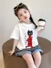 Camiseta Manga Curta para Meninas 2025 Novas Roupas de Verão para Crianças Estilo Verão Super Bonita t Bebê Menina Manga Meia Moda Tops