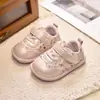 Zapatos para Caminar de Bebé Infantil Zapatos Deportivos para Niños 2026 Primavera Otoño Nuevos Zapatos Forrest Gump para Niña Zapatos Casuales para Niñas