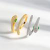 Anillo de serpiente pequeño inteligente de temperamento Redes sociales Europa y Estados Unidos serpiente de ojos verdes con incrustaciones de circonita anillo abierto con forma de serpiente suministro de comercio exterior