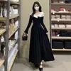 Vestido de Renda com Bloqueio de Cores Outono/Inverno Estilo Francês, Gola V Torcida Elegante, Atravessando Fronteiras, Atacado, Modelo Versátil A-Line Longo