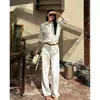Camisa de lino estilo vintage para mujer, nueva colección otoño 2026, de alta gama, corte holgado, adelgazante y protector solar, top de algodón y lino