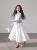 Traje de Niña Estilo Primavera 2026 Dulce Estilo Coreano Falso Dos Piezas Camisola de Encaje Falda Blanca Conjunto de Dos Piezas Moderno