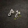 Brincos de Aço Inoxidável Estilo Floresta de Primavera com Borboleta e Abelha para Meninas Simples Frescos Piercing Cartilagem da Orelha Studs Em Estoque