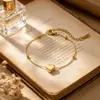 Cadena Sencilla de Perlas Redondas Collar de Acero de Titanio en Forma de Corazón para Mujer, Versátil y que No se Desvanece, Diseño Único Juego de Cadena para Clavícula de Oro de 18 Quilates