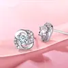 Brincos de Prata 925 para Mulheres, Versáteis para o Trabalho, Brincos Únicos e Modernos Estilo Ins, Trevo de Quatro Folhas Elegante, Brincos de Luxo Leve Exquisitos Atacado
