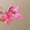 Didy No Tiene Miedo del Mismo Pasador Verde de Phalaenopsis Flor Lateral Flor Artificial Tocado Accesorios para el Cabello de Viaje a la Costa