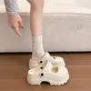 Sandalias cerradas para mujer 2025 nuevo verano súper populares Mary Jane zapatos de playa sandalias y chanclas de doble uso zuecos de suela gruesa