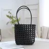 Bolsa Cesta de Verduras Tejida de Plástico Color Nuevo Bolso de Mano para Mujer Bolso Casual Hecho a Mano para Vacaciones Bolso de Playa Cesta de Baño