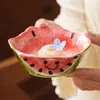Cuenco pequeño irregular de sandía con cara sonriente pintado a mano de fábrica, cuenco de ensalada de cerámica para uso doméstico, cuenco para cenar, vajilla linda de color bajo vidriado