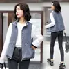 Colete jeans feminino 2025 nova moda outono tendência versátil top colete curto na cor da foto algodão