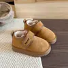 Botas de Neve Espessas para Crianças 2025 Novo Estilo de Inverno Meninos e Meninas Sapatos Pão Bebê Velcro Espessado Com Forro de Veludo Calçados de Algodão
