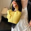 2026 Nueva Moda Coreana Bolso Cubo Estilo Cesta Versátil Bolso de Mano Textura Granulada Simple Bolso de Hombro Moderno