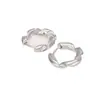 Nuevos ear cuffs geométricos retorcidos de alta calidad, pendientes minimalistas y elegantes para mujer