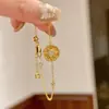 Retro Francés Diosa del Sol Hielo Triturado Chapado en Oro Brújula Solar Moda Lujo Ligero Viaje Diario Simple Pulsera Estrella Fugaz para Mujer