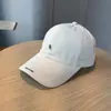 26 Gorra de Béisbol Senli de Ala Suave para Principios de Primavera con Bordado de Letras Pequeñas Unisex Versátil para Adelgazar la Cara Protección Solar Gorra de Pico de Pato
