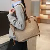 Bolso cruzado de un solo hombro, simple y versátil, bolso de mano de monograma a la moda, bolso de mujer, nuevo modelo 2026, bolso tote de gran capacidad para ir al trabajo