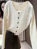 Cardigan de Tricô Manga Longa Estilo Coreano Suave e Elegante para Mulheres Botões Vermelhos Emagrecedor Rejuvenescedor Casual Versátil Top