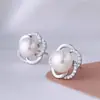Pendientes de Perla Exquisitos Cao Shi Estilo Japonés y Coreano, Accesorios Diarios Florales Estilo Chanel, Joyería Elegante de Moda para Dama Viajera