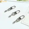 Fabricante Hebilla de Gancho de Metal Personalizada Ferretería Accesorios para Equipaje Llavero Candado de Cadena Hebilla para Perro Hebilla Pequeña de 3 Puntos para Puerta