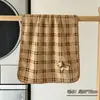 Nueva toalla de baño a cuadros vintage tridimensional de poni para mujer, engrosada, absorbente, de secado rápido, toalla de fibra ultrafina para uso doméstico