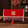 Bolsas de Sobres Rojos de Tela Estilo Nuevo en Stock con Bordado de Palabras Felices para Bodas, Compromisos y Regalos de Dinero, Venta al por Mayor