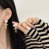 Brincos de laço de camélia Nicho Design Sense Brincos Luz Luxo Elegante High-end Ear Clip Francês Vintage Brincos para Mulheres