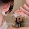 Pendientes Coreanos y Japoneses de Nuevo Estilo con Diamantes Brillantes de Doble Rombo para Mujer 2026 Joyería Joven Elegante de Gama Alta Pendientes Únicos Accesorios de Moda para Orejas
