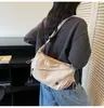 Bolsa de Pano Estilo Novo Outono e Inverno 2025 Grande Capacidade Casual para Trabalho Bolsa de Mão Estudante Aula Bolsa de Ombro Transversal Casual Tendência