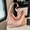 Bolsa de mão retrô estilo coreano transfronteiriça para mulheres, novo modelo 2026, bolsa de ombro e transversal grande capacidade simples casual para o dia a dia