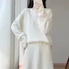 Conjunto Duas Peças de Tricô com Gola V Bordado Vazado 100% Lã Nova para Outono/Inverno 2026 para Mulheres