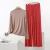 Novo Conjunto de Loungewear Feminino de Manga Longa e Calça Longa, com Textura Modal, Gola Alta, Caimento Solto, que Pode Ser Usado na Rua