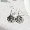 Pendientes Metálicos con Forma de Remolino Retro Europeos y Americanos Transfronterizos, Pendientes Simples Personalizados, Accesorios de Pendientes Modernos y Versátiles