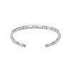 Pulsera Abierta de Zirconia Trapezoidal con Empalme Ultra Brillante Estilo Coreano Minimalista, Pulsera de Nicho de Lujo Ligero, Joyería Versátil y Elegante para el Día a Día
