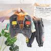 Ropa Hermosa para Niños Otoño Nuevo Chaleco de Mezclilla para Niños Conjunto de Tres Piezas Ropa Deportiva Casual con Capucha y Mangas Largas para Bebé Niño