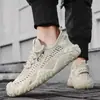 Sapatos Masculinos Dropshipping, Novos Sapatos Respiráveis de Malha Fly-Knit de Verão, Tênis Esportivos Versáteis para Corrida Masculinos, Sapatos Casuais Modernos com Solado Macio