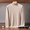 Versátil suéter de punto grueso liso de cachemira para otoño e invierno para hombre, cuello alto, corte holgado, camisa básica casual simple