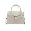 El popular bolso pequeño cuadrado de estilo coreano para mujer de este año es el nuevo modelo de otoño 2025, un bolso de hombro ligero de lujo con cadena para ir al trabajo y usar cruzado