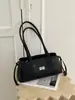 Bolso de axila de nicho de lujo transfronterizo estilo francés para mujer, nuevo y moderno bolso Boston elegante, bolso de hombro elegante para el día a día