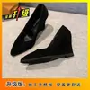 Sapatos Femininos de Salto Alto Baixo Tamanho Grande Elegantes com Fivela de Strass 2026 Novos Versáteis Bico Fino Salto Bloco Trabalho Sapato Único