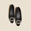 Em Estoque Outono e Inverno Elegantes Sapatos de Salto Alto Redondos com Fivela Brilhante de Strass, Confortáveis Sapatos de Camurça de Salto Grosso de Boca Rasa, Sapatos Femininos com Salto Escondido