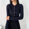 Suéter de punto retro europeo y americano de manga larga para mujer 2023 otoño e invierno hot girl ajustado con botones adelgazante cárdigan corto