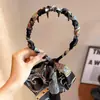 Diadema de Nuevo Estilo 2026 con Diseño de Corona Alta, Elegante Pasador de Perlas Artificiales, Diadema de Lujo Ligero Inspirada en Chanel para Uso Diario con Dientes