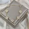 Pulsera Multifacética de Flores y Hierba de Diamantes de Acero de Titanio Chapada en Oro de 18k Pulsera de Fritillaria de Diamante Lujo Ligero Nicho Pulsera de Alta Gama